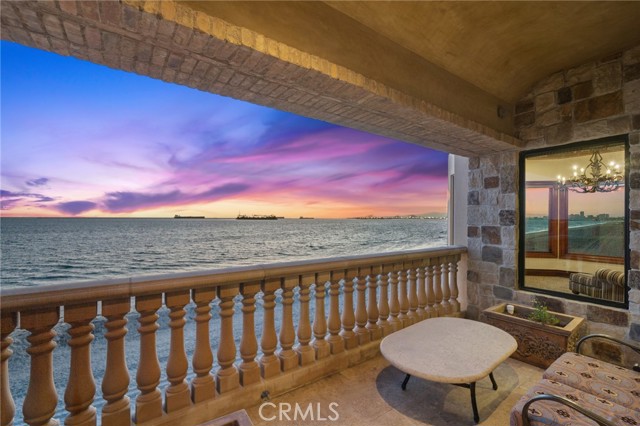 Long Beach, California, 90803, United States, 6 Bedrooms Bedrooms, ,8 BathroomsBathrooms,Residential,For Sale,1835519