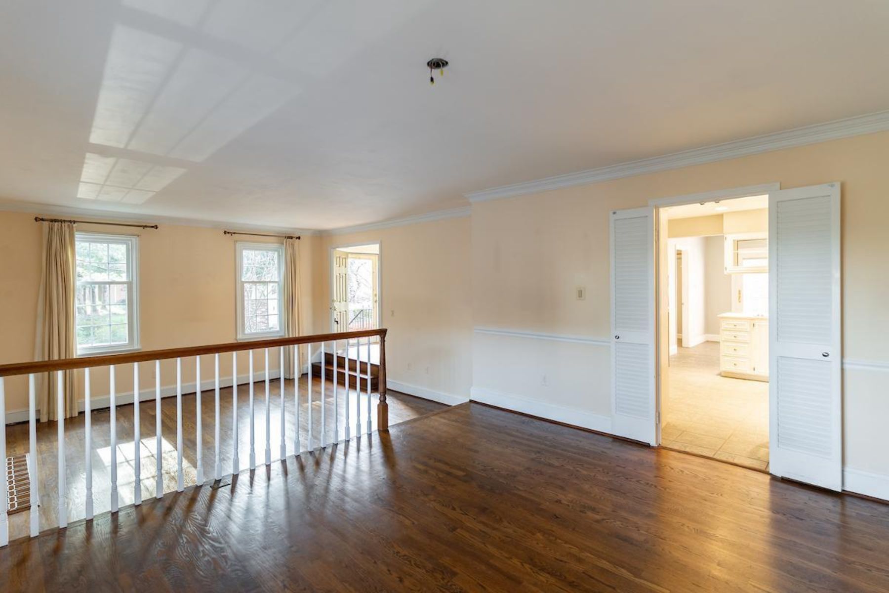  7348 Lewinsville Square Place, Mclean, VA, 22101 - 物件實景