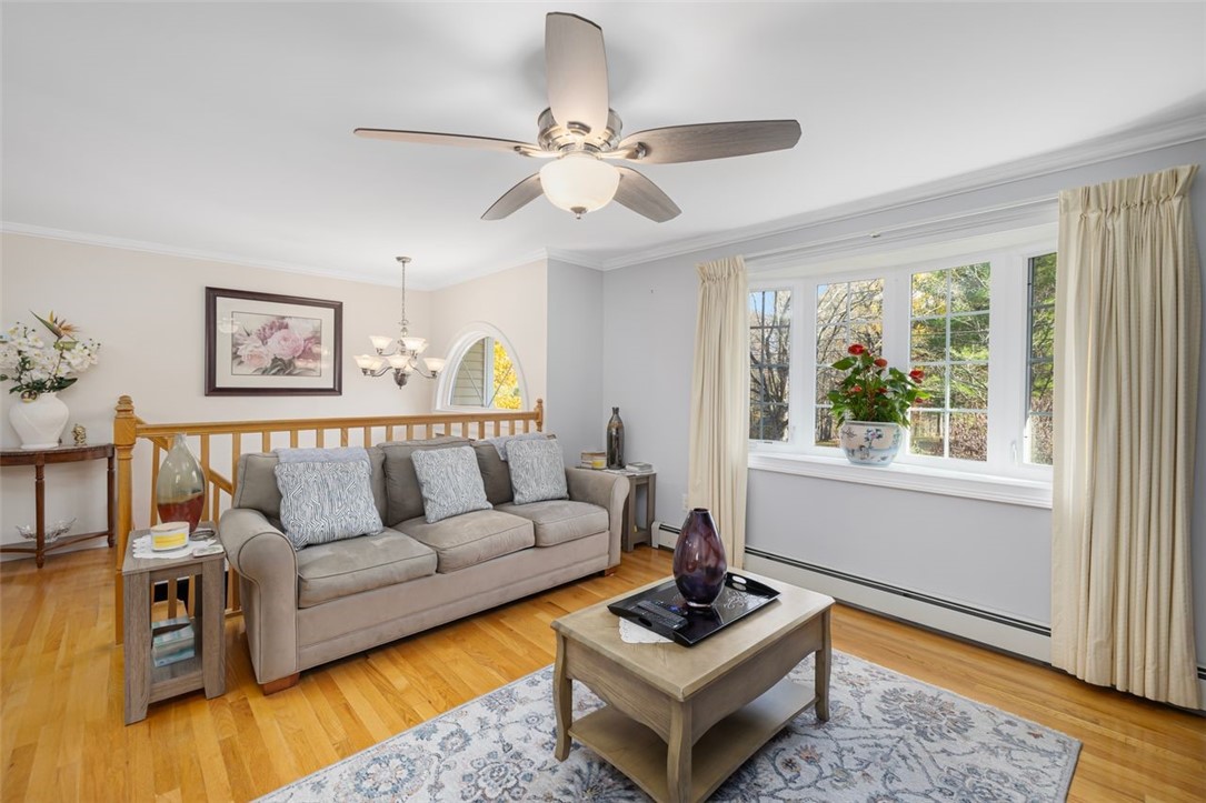 Cumberland, Rhode Island, 02864, United States, 3 Bedrooms Bedrooms, ,2 BathroomsBathrooms,Residential,For Sale,1990934