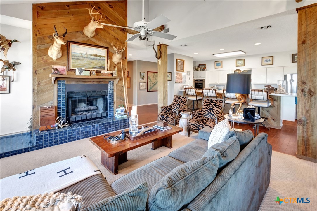 Port O'Connor, Texas, 77982, United States, 5 Bedrooms Bedrooms, ,3 BathroomsBathrooms,Residential,For Sale,1989061