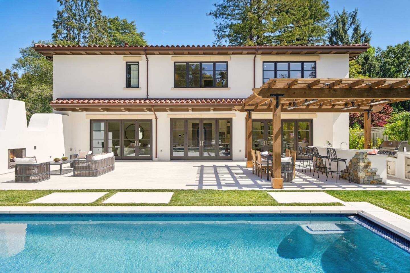 San Mateo, California, 94402, United States, 4 Bedrooms Bedrooms, ,6 BathroomsBathrooms,Residential,For Sale,1836989