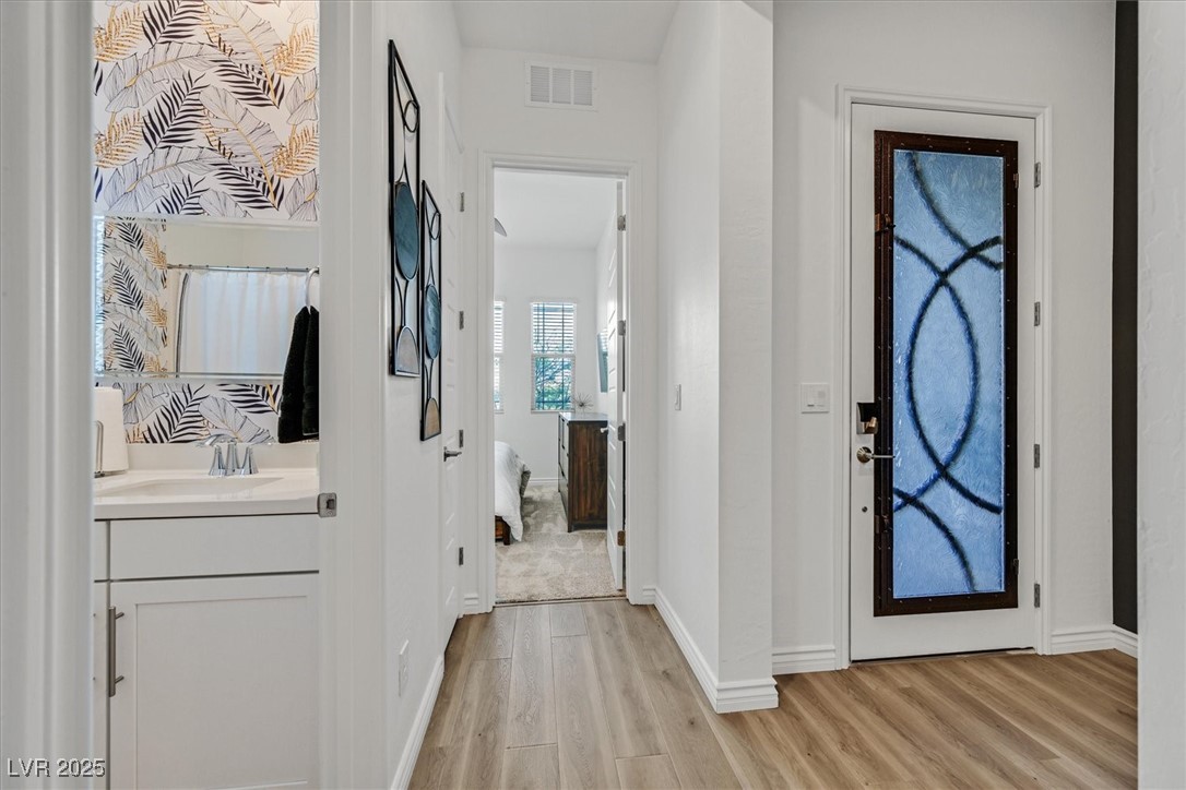 Henderson, Nevada, 89011, United States, 3 Bedrooms Bedrooms, ,2 BathroomsBathrooms,Residential,For Sale,1972737