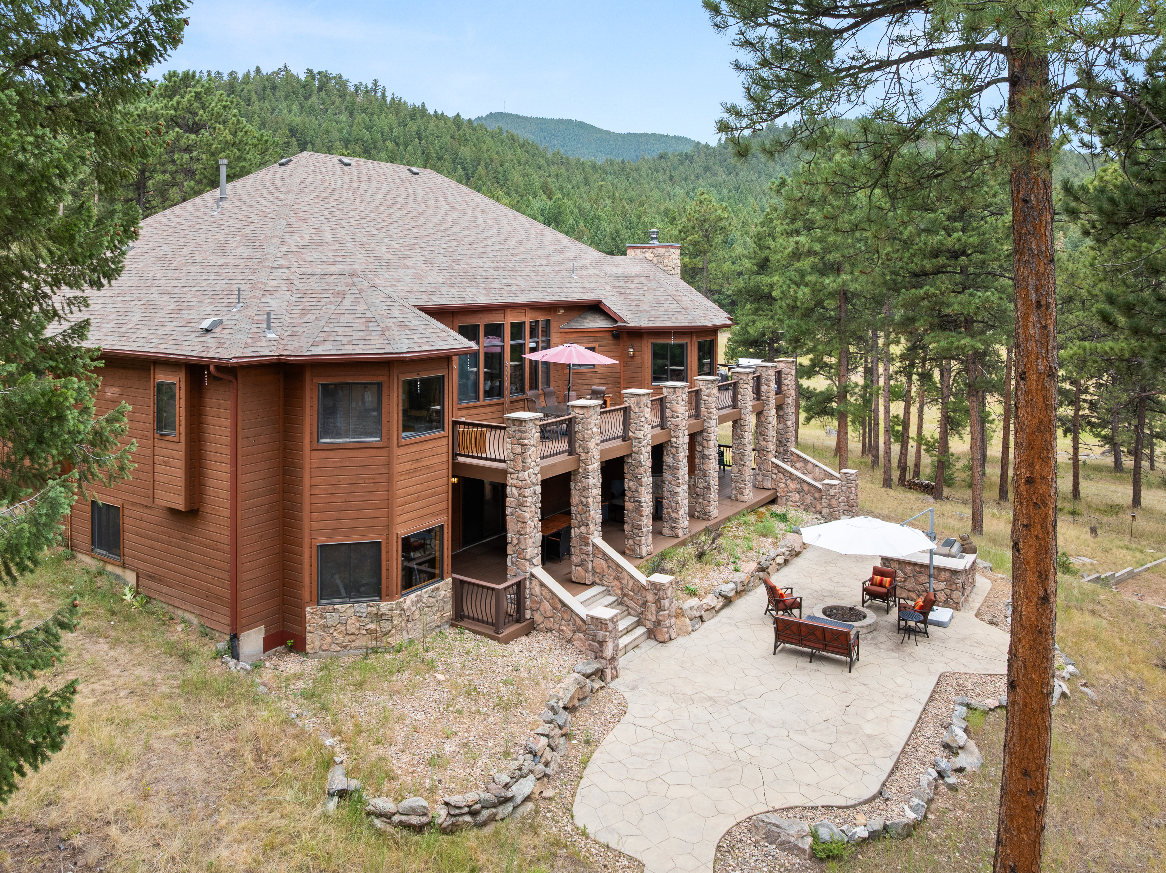  Exceptional Custom-Built Mountain Home - 物件實景