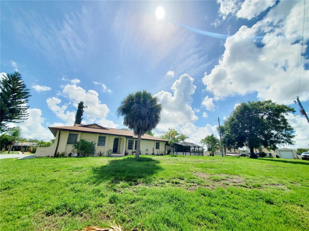 Punta Gorda, Florida, 33983, United States, 3 Bedrooms Bedrooms, ,2 BathroomsBathrooms,Residential,For Sale,1982915