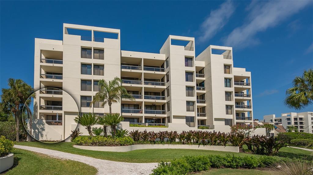 Longboat Key, Florida, 34228, United States, 2 Bedrooms Bedrooms, ,2 BathroomsBathrooms,Residential,For Sale,1989430