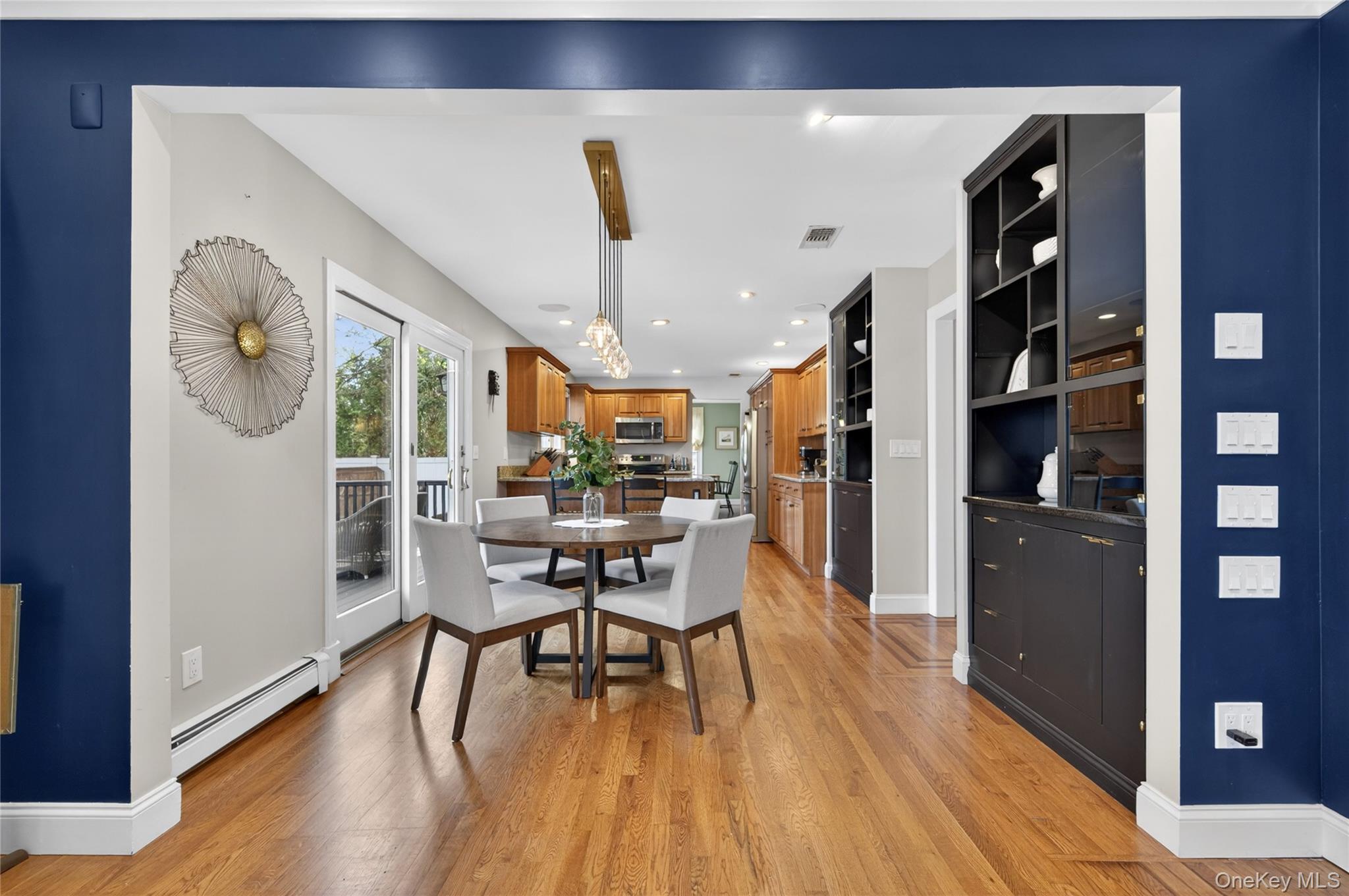  21 Midland Street, Cold Spring Harbor, NY 11724 - 物件實景