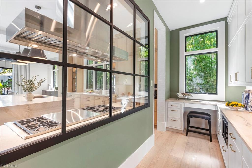 Naples, Florida, 34102, United States, 4 Bedrooms Bedrooms, ,6 BathroomsBathrooms,Residential,For Sale,2003055