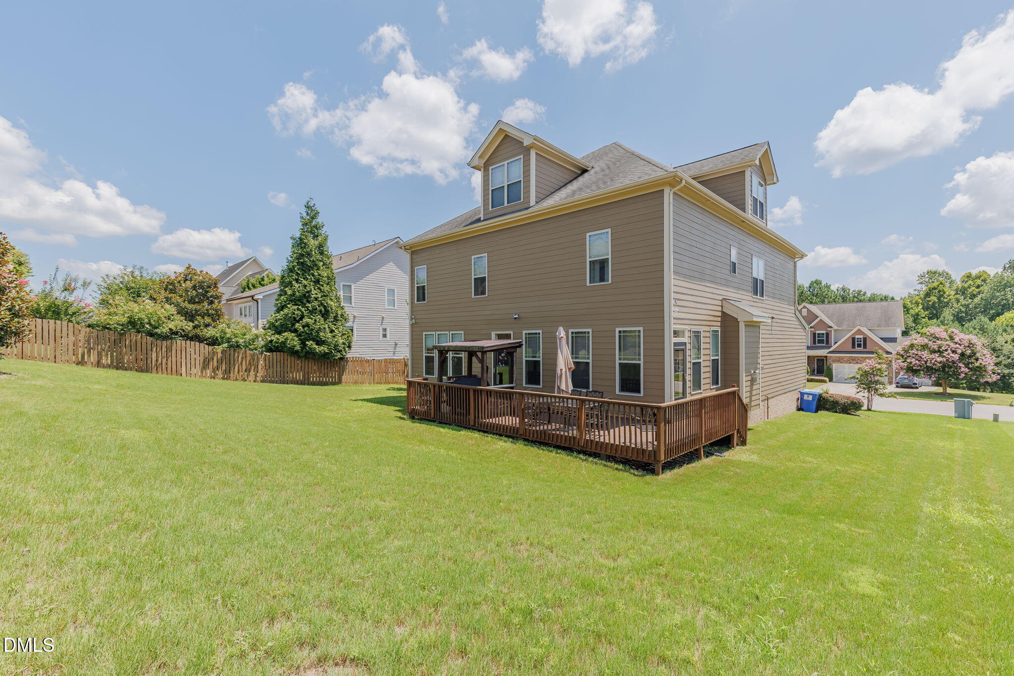 Rolesville, North Carolina, 27571, United States, 4 Bedrooms Bedrooms, ,4 BathroomsBathrooms,Residential,For Sale,2033559