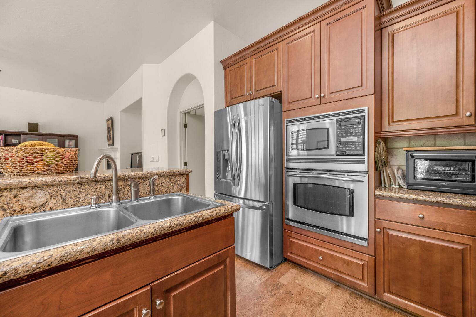 Visalia, California, 93291, United States, 4 Bedrooms Bedrooms, ,3 BathroomsBathrooms,Residential,For Sale,2009986