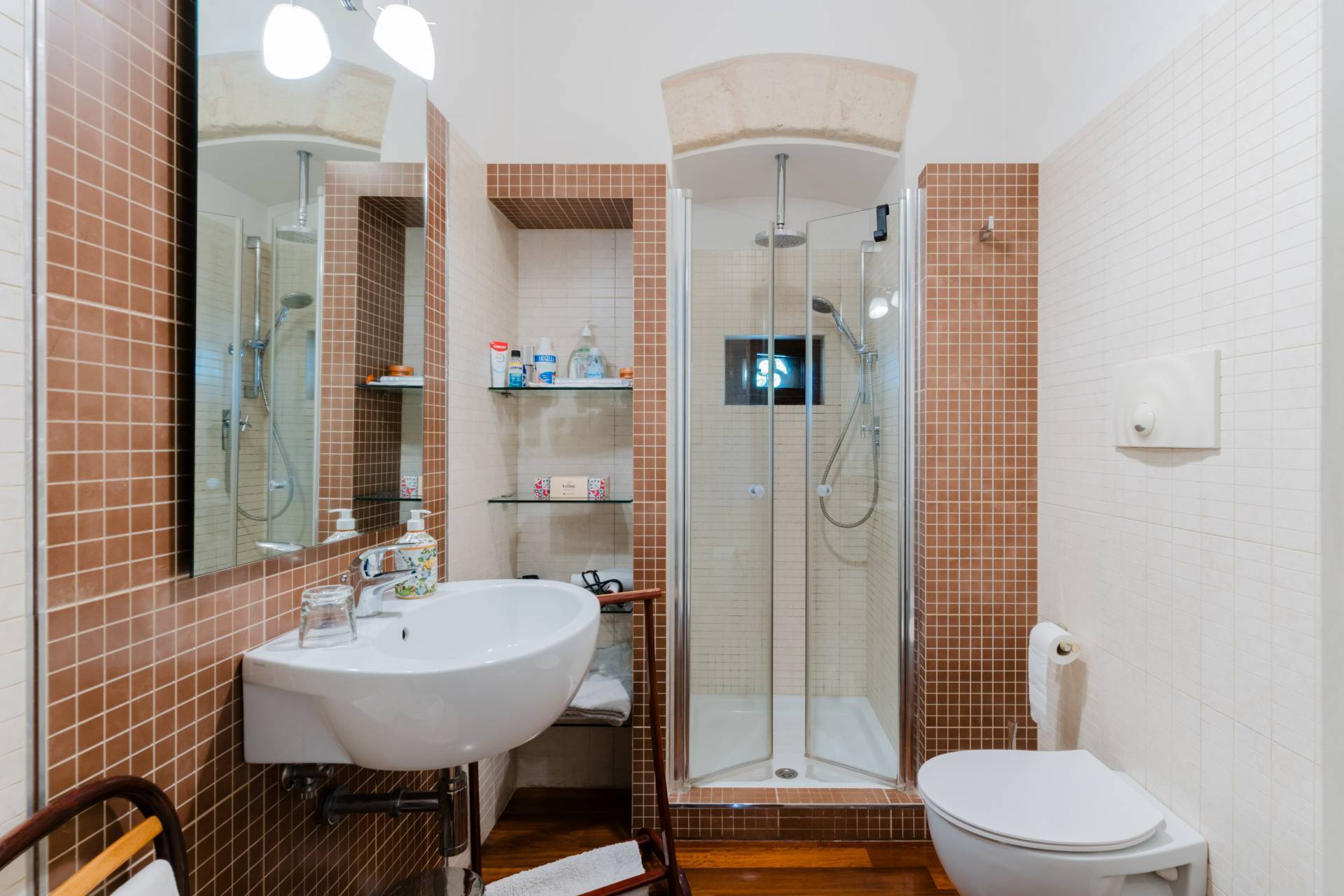 Mola di Bari, Bari, 70042, IT, 4 Bedrooms Bedrooms, ,5 BathroomsBathrooms,Residential,For Sale,1847182