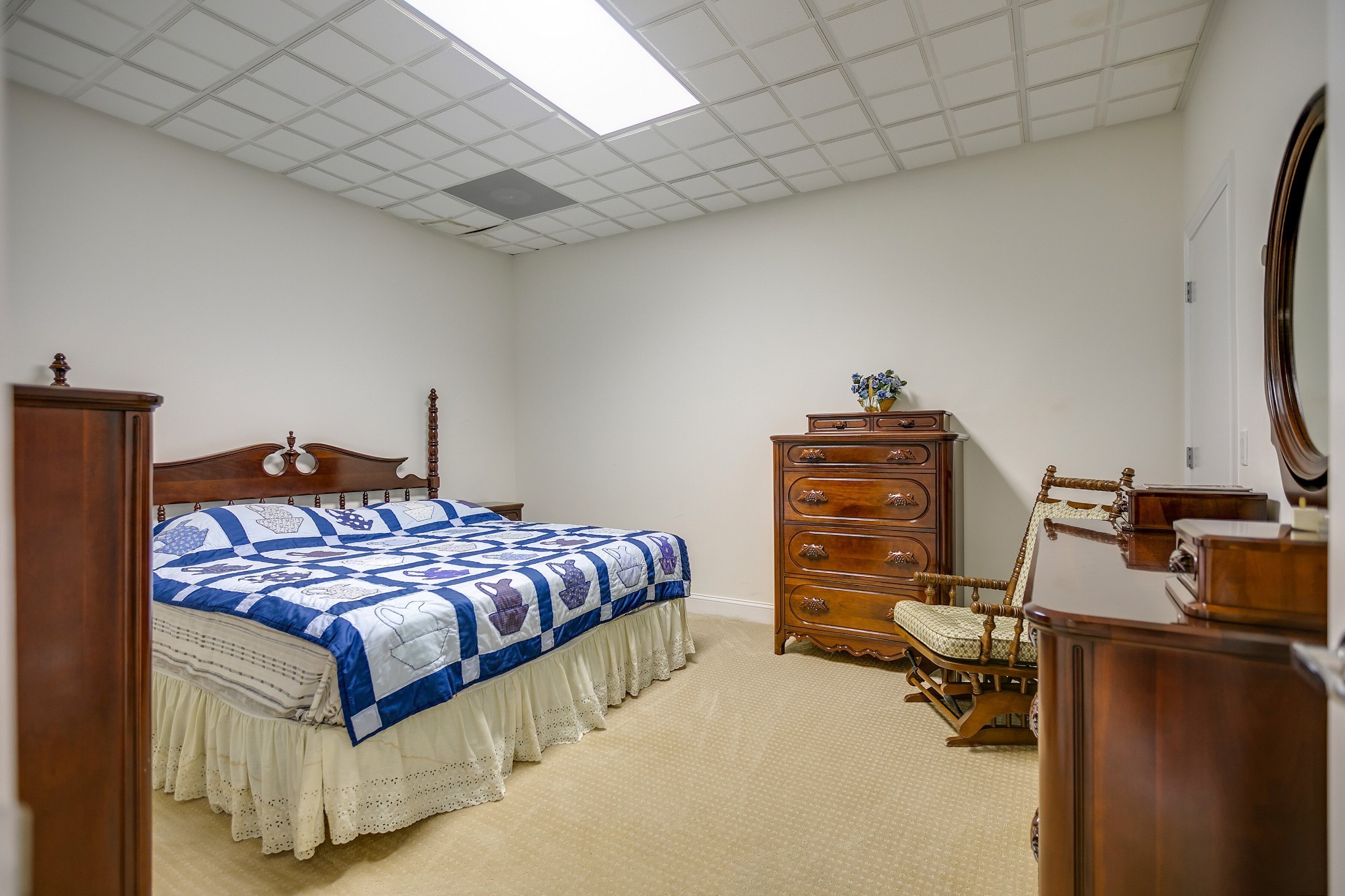 Lawrenceburg, Tennessee, 38464, United States, 4 Bedrooms Bedrooms, ,5 BathroomsBathrooms,Residential,For Sale,1925440