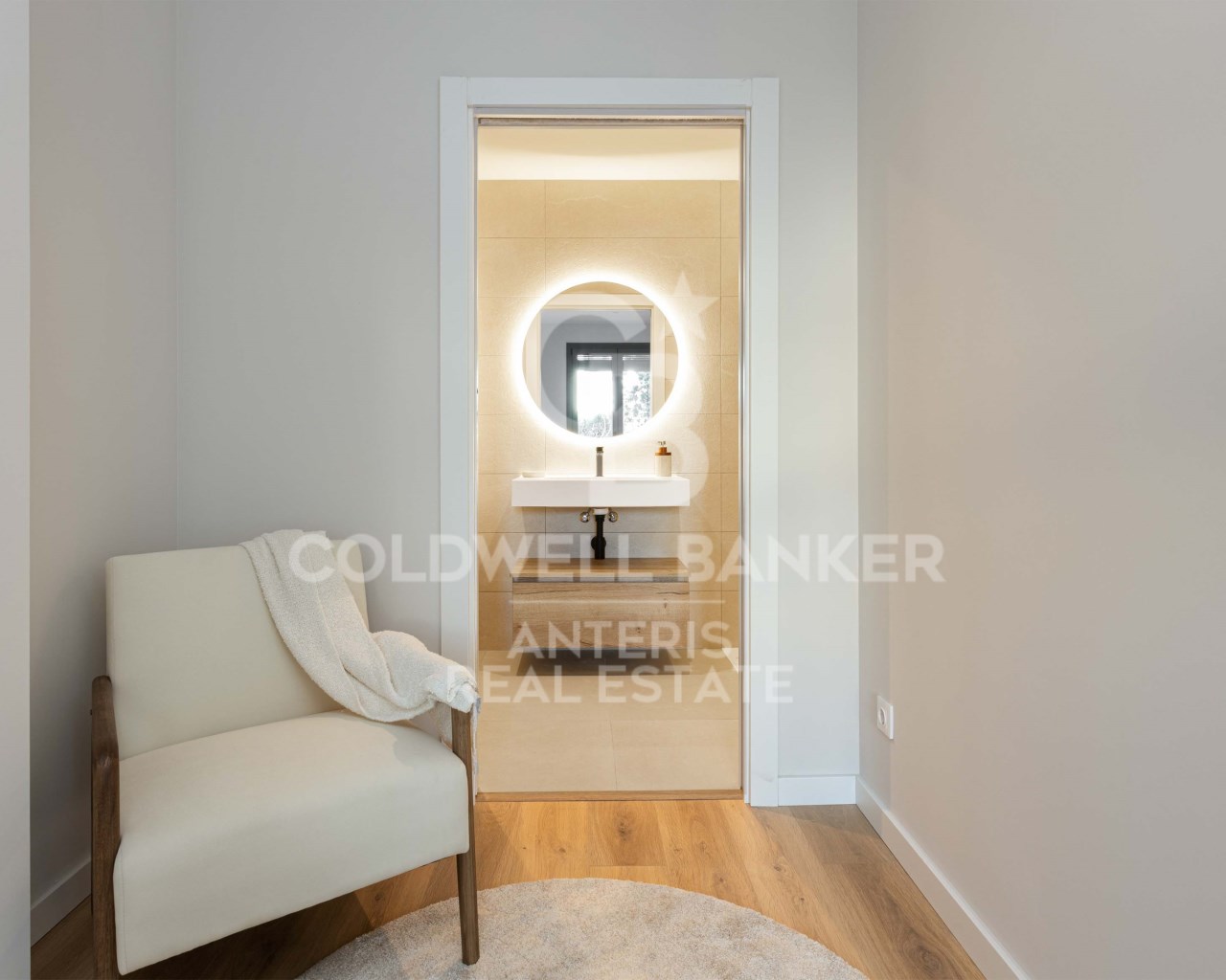 Barcelona, Catalonia, ES, 3 Bedrooms Bedrooms, ,2 BathroomsBathrooms,Residential,For Sale,1687170