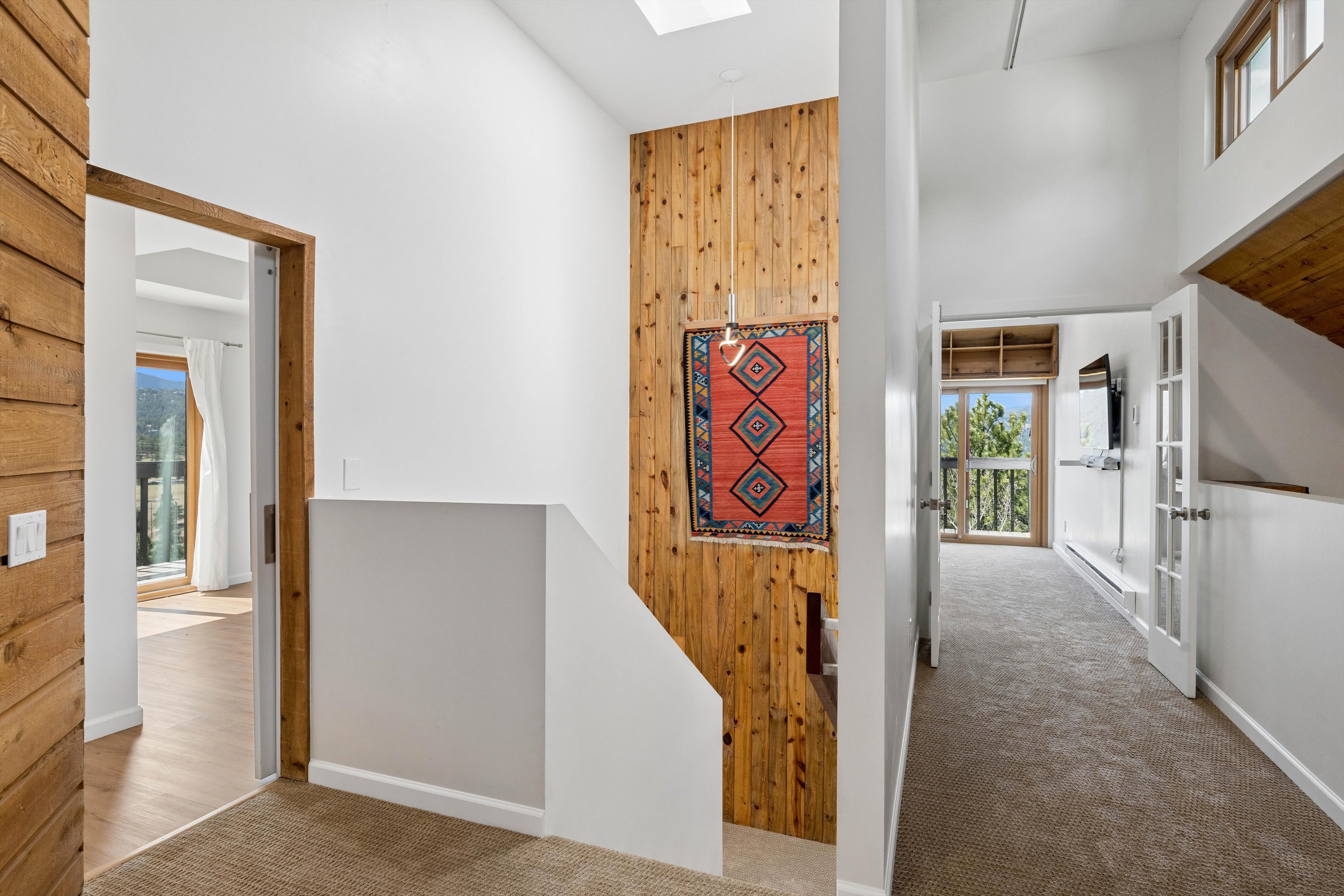  Experience Refined Mid-Century Inspired Mountain Living on 3.37 Acres - 物件實景