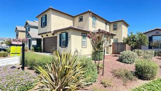 Hollister, California, 95023, United States, 4 Bedrooms Bedrooms, ,3 BathroomsBathrooms,Residential,For Sale,1980715