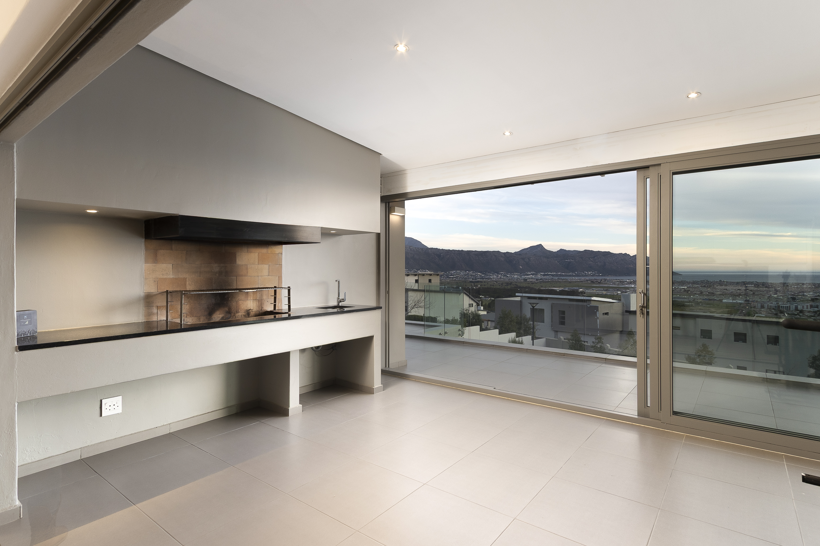  36 Satara Street, Denneguer - 物件實景