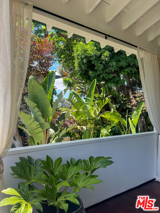 Malibu, California, 90265, United States, 8 Bedrooms Bedrooms, ,9 BathroomsBathrooms,Residential,For Sale,1847980
