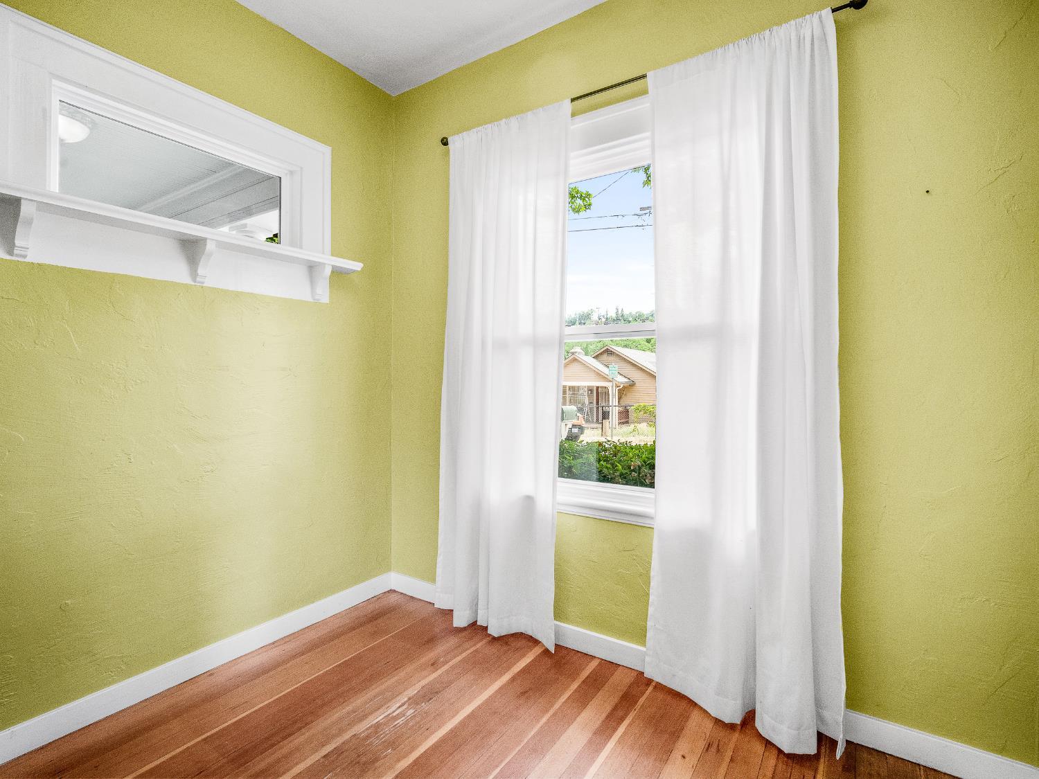 Placerville, California, 95667, United States, 3 Bedrooms Bedrooms, ,2 BathroomsBathrooms,Residential,For Sale,1878670