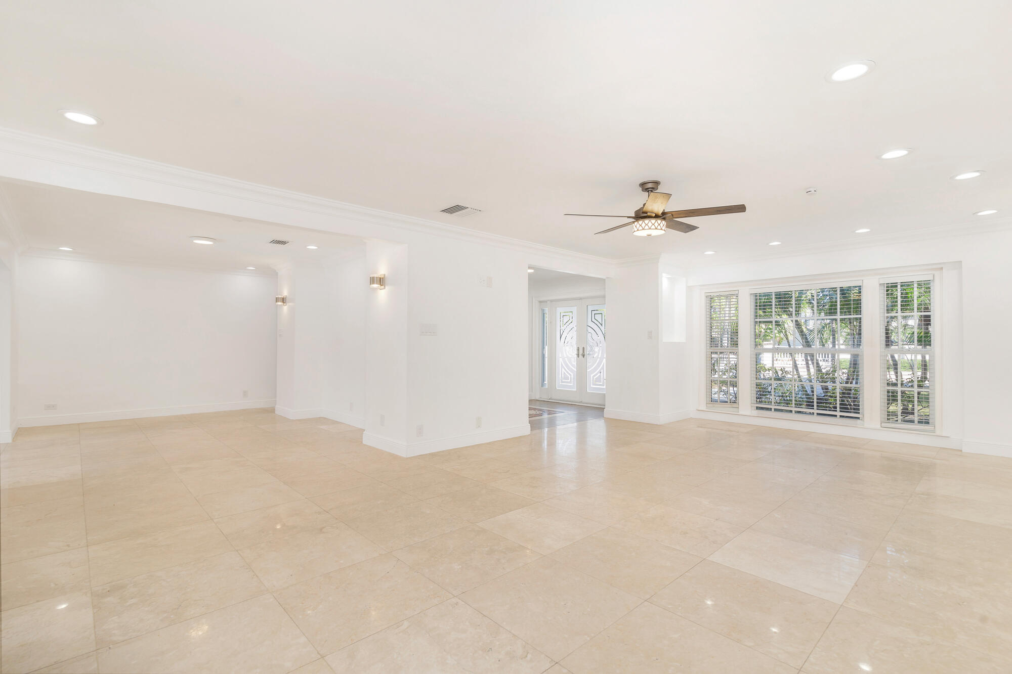 West Palm Beach, Florida, 33407, United States, 5 Bedrooms Bedrooms, ,5 BathroomsBathrooms,Residential,For Sale,1994900