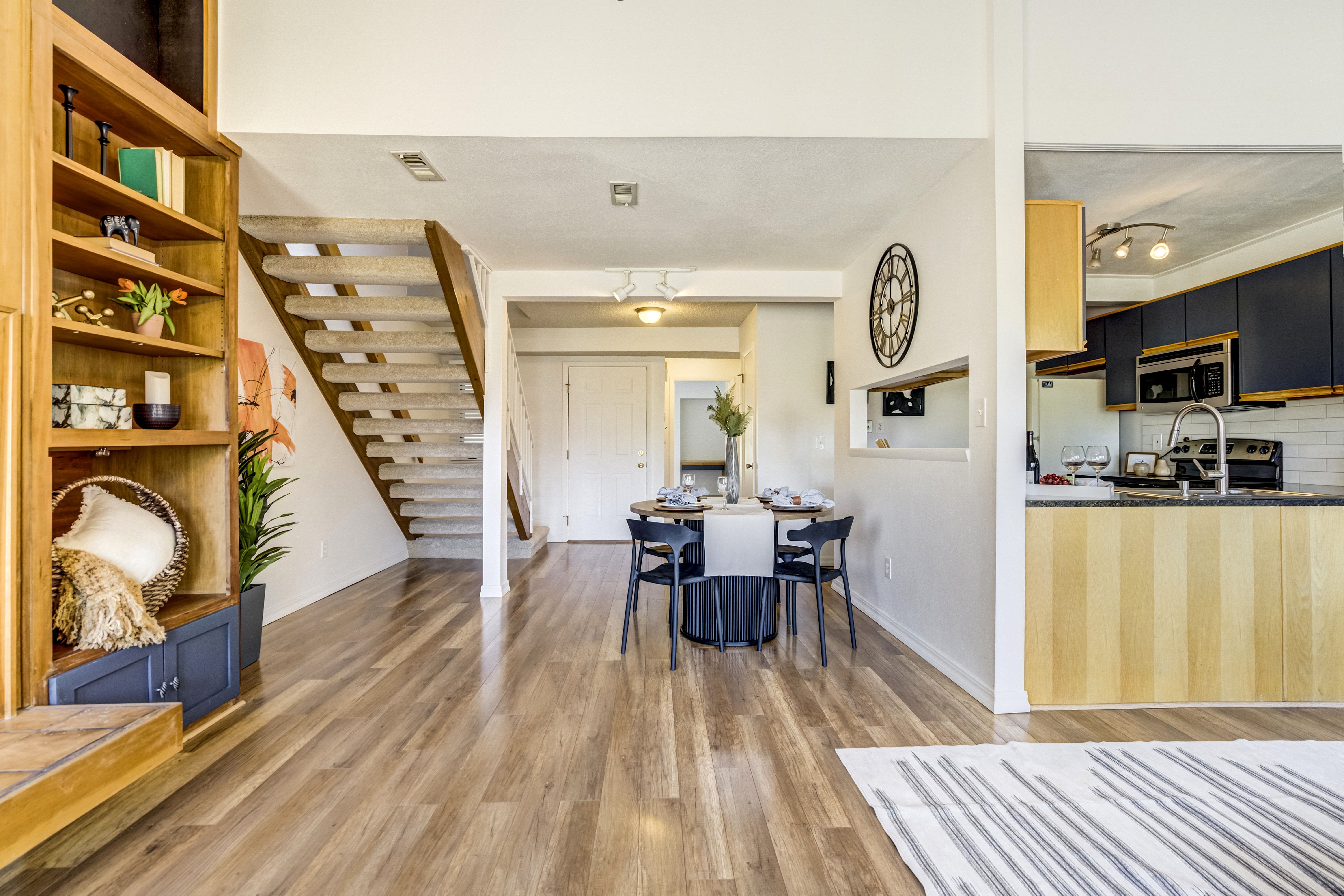  Elevated Westside Style in This Beautifully Refreshed Promontory Point Condo - 物件實景