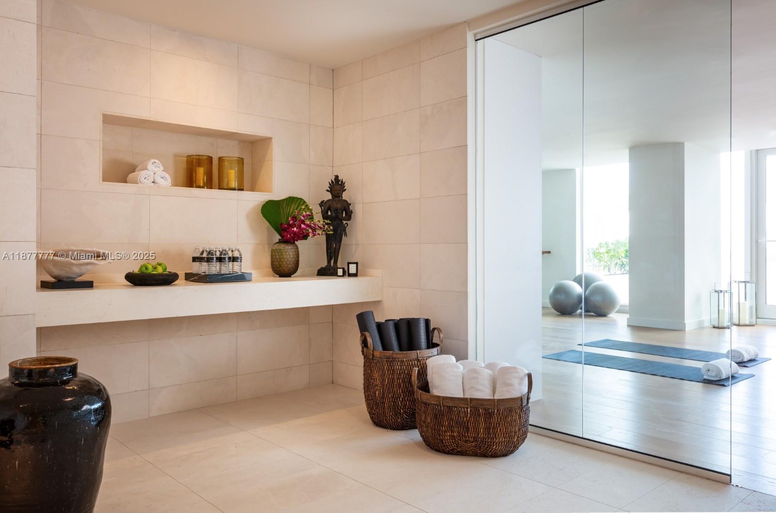 Miami Beach, Florida, 33140, United States, 4 Bedrooms Bedrooms, ,5 BathroomsBathrooms,Residential,For Sale,1948175