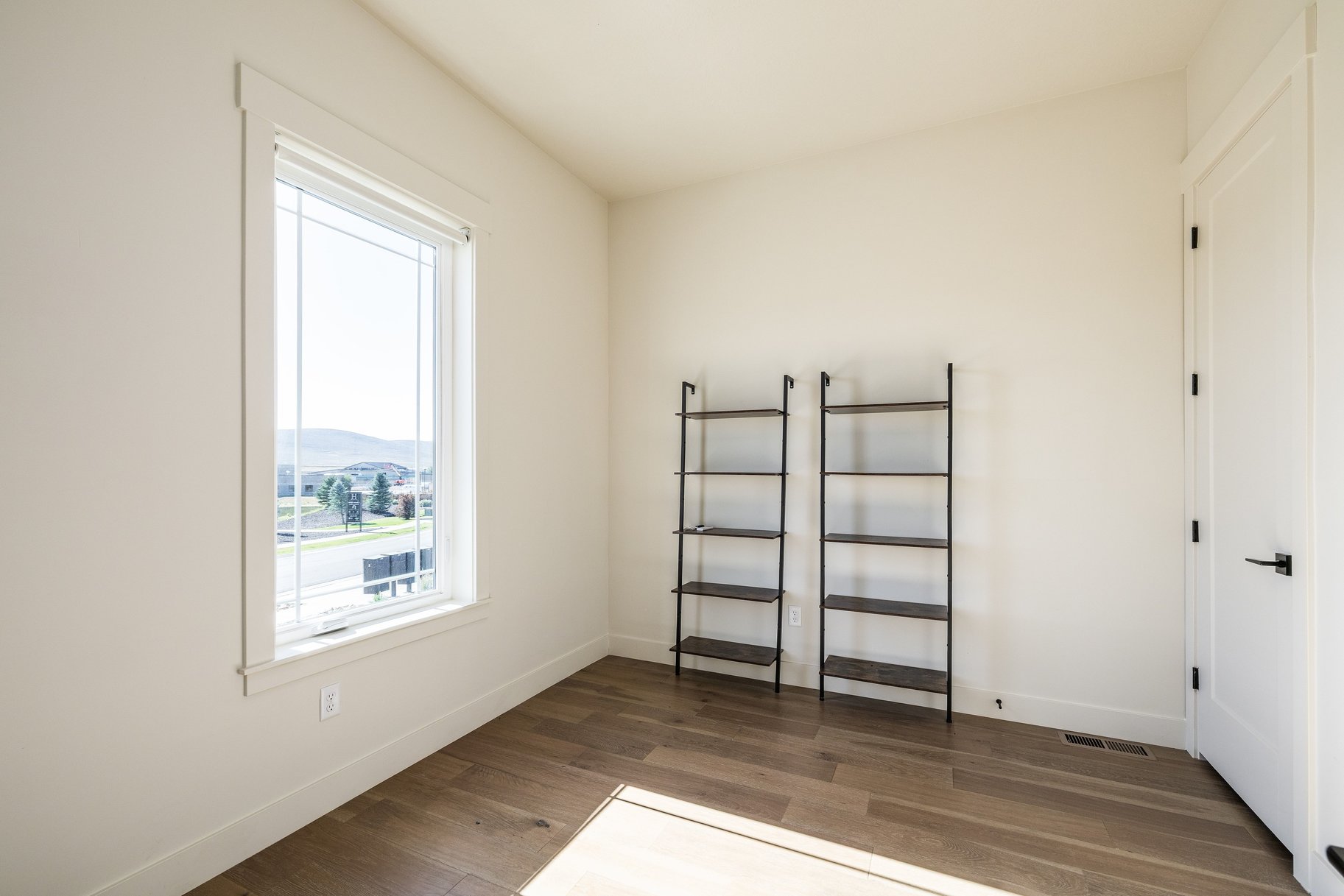  Contemporary Silver Creek Village Home with Unobstructed Open Space Views - 物件實景