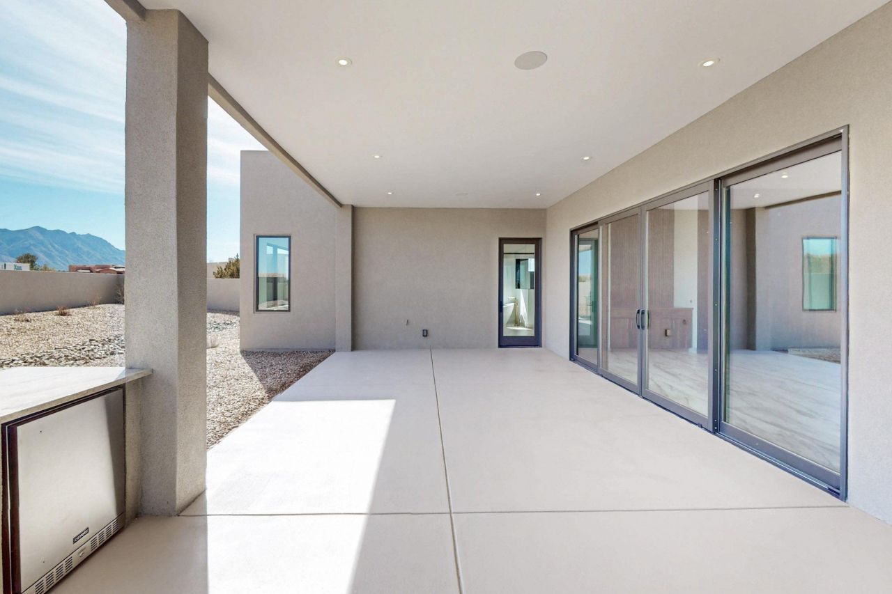 Placitas, New Mexico, 87043, United States, 3 Bedrooms Bedrooms, ,4 BathroomsBathrooms,Residential,For Sale,1903548
