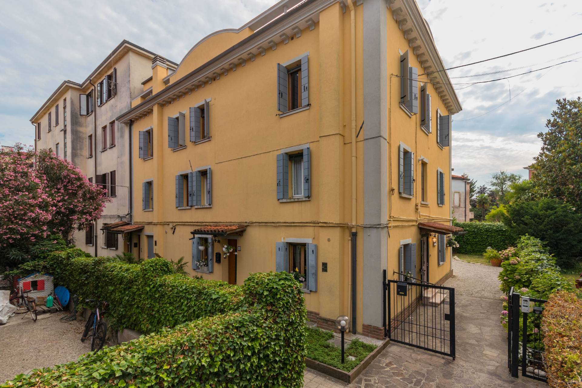 Venezia, Venezia, 30100, IT, 4 Bedrooms Bedrooms, ,2 BathroomsBathrooms,Residential,For Sale,1786336