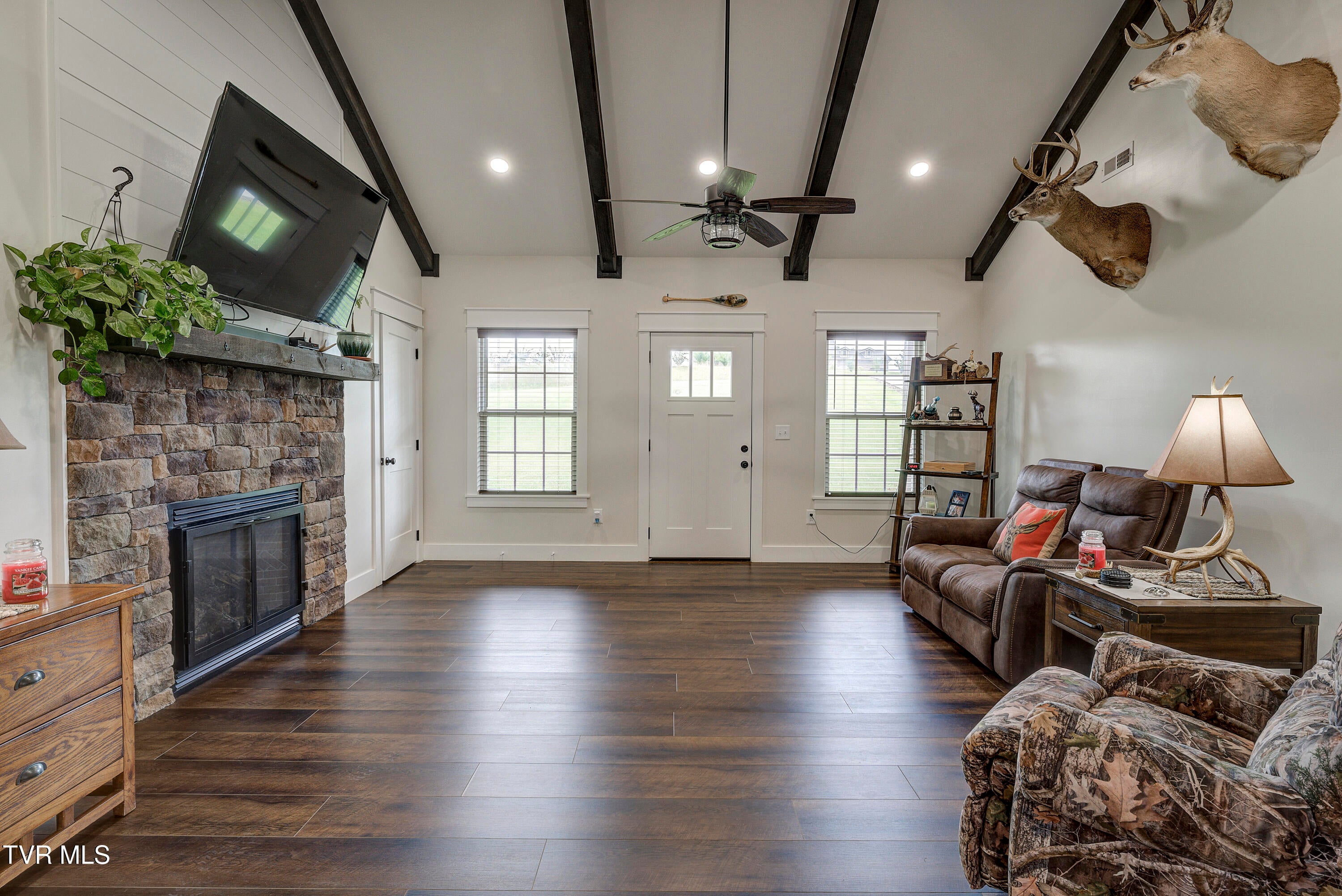 Jonesborough, Tennessee, 37659, United States, 3 Bedrooms Bedrooms, ,3 BathroomsBathrooms,Residential,For Sale,2000910