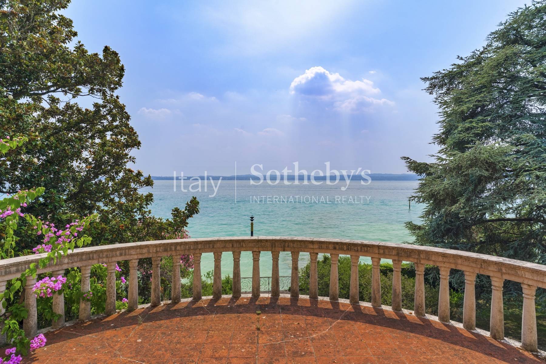  Unrivalled waterfront estate on Lake Garda - 物件實景