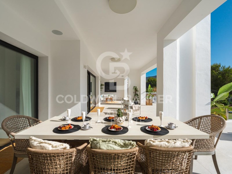 Marbella, Andalusia, ES, 5 Bedrooms Bedrooms, ,6 BathroomsBathrooms,Residential,For Sale,1885569