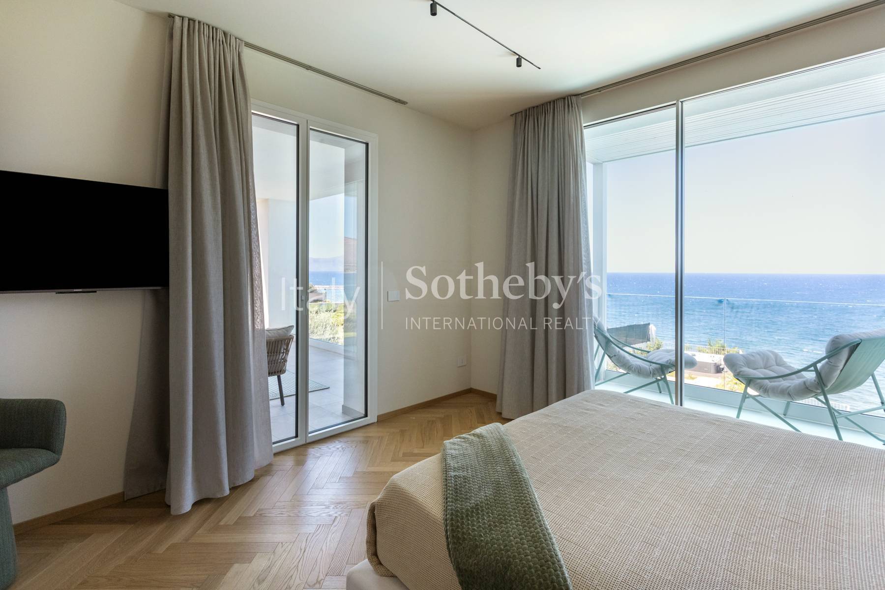  Exclusive villa with pool and private sea access - 物件實景