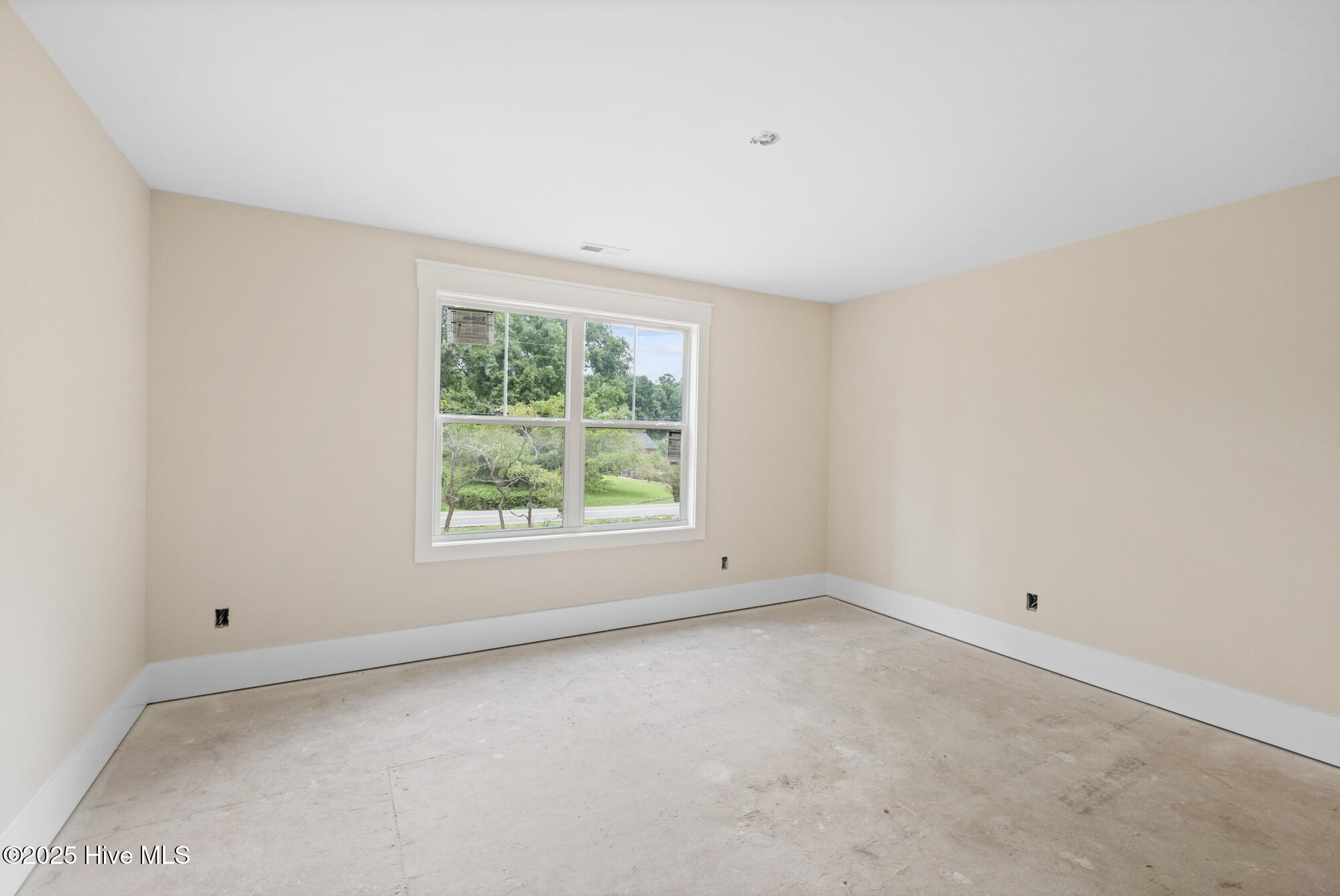 Wilmington, North Carolina, 28411, United States, 4 Bedrooms Bedrooms, ,4 BathroomsBathrooms,Residential,For Sale,1913563