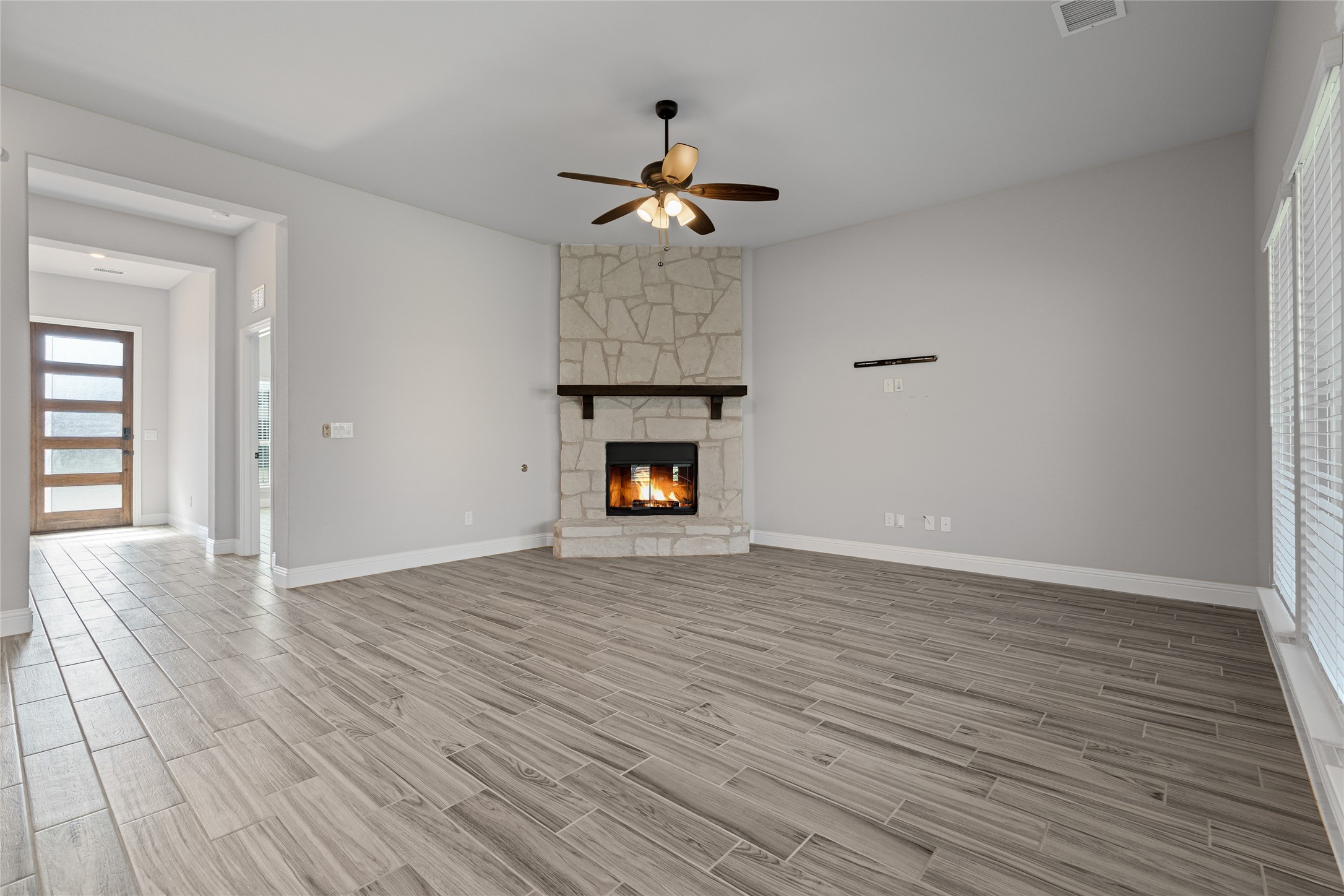 Melissa, Texas, 75454, United States, 4 Bedrooms Bedrooms, ,3 BathroomsBathrooms,Residential,For Sale,1805586
