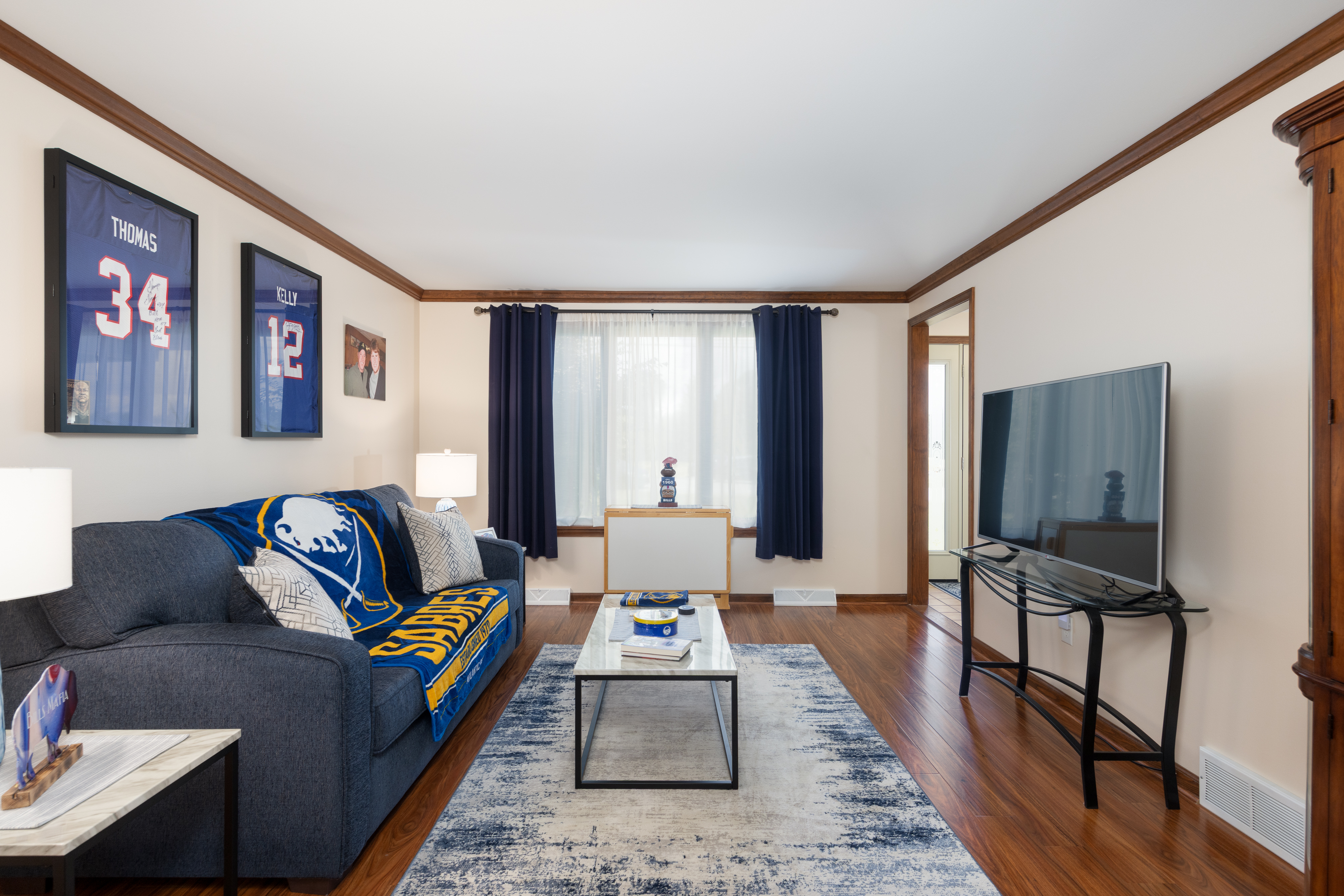  Beautifully Updated 3 Bedroom Colonial in Orchard Park - 物件實景