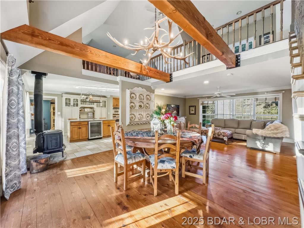 Camdenton, Missouri, 65020, United States, 4 Bedrooms Bedrooms, ,5 BathroomsBathrooms,Residential,For Sale,1989122