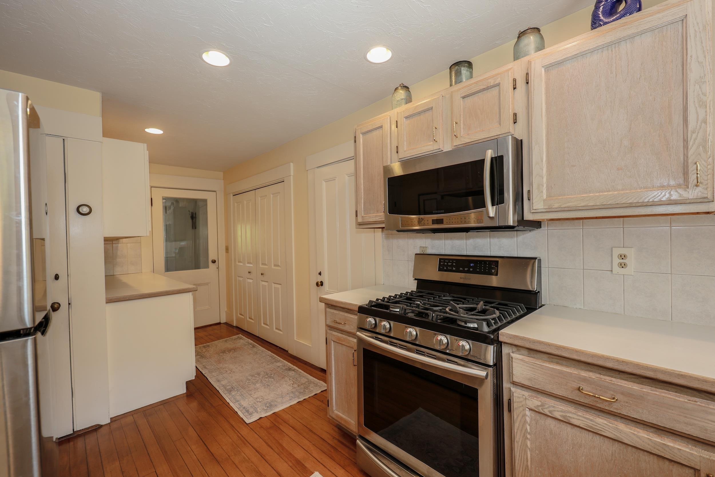Goffstown, New Hampshire, 03045, United States, 4 Bedrooms Bedrooms, ,4 BathroomsBathrooms,Residential,For Sale,1901331