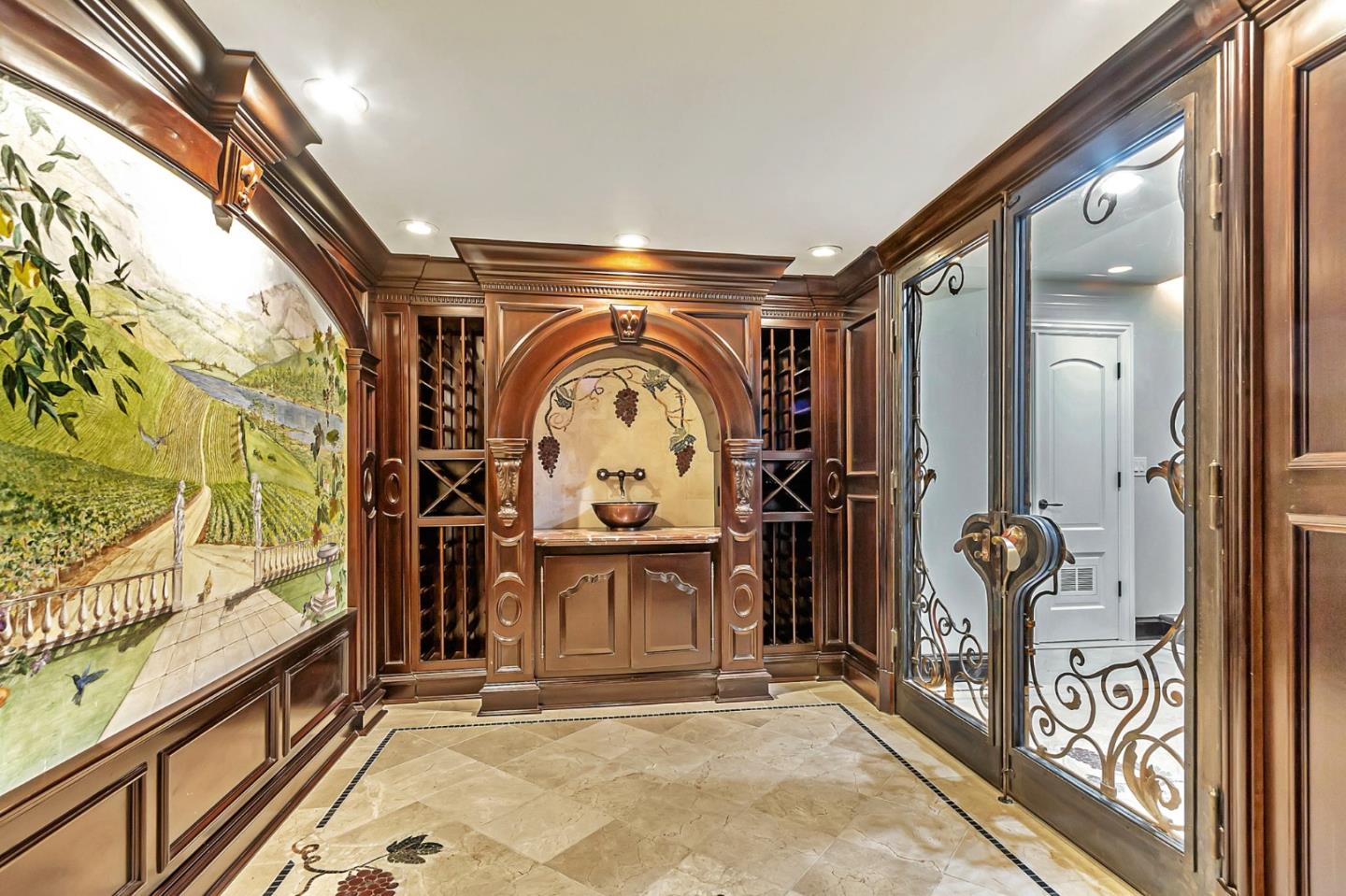 Los Gatos, California, 95032, United States, 8 Bedrooms Bedrooms, ,11 BathroomsBathrooms,Residential,For Sale,1855941