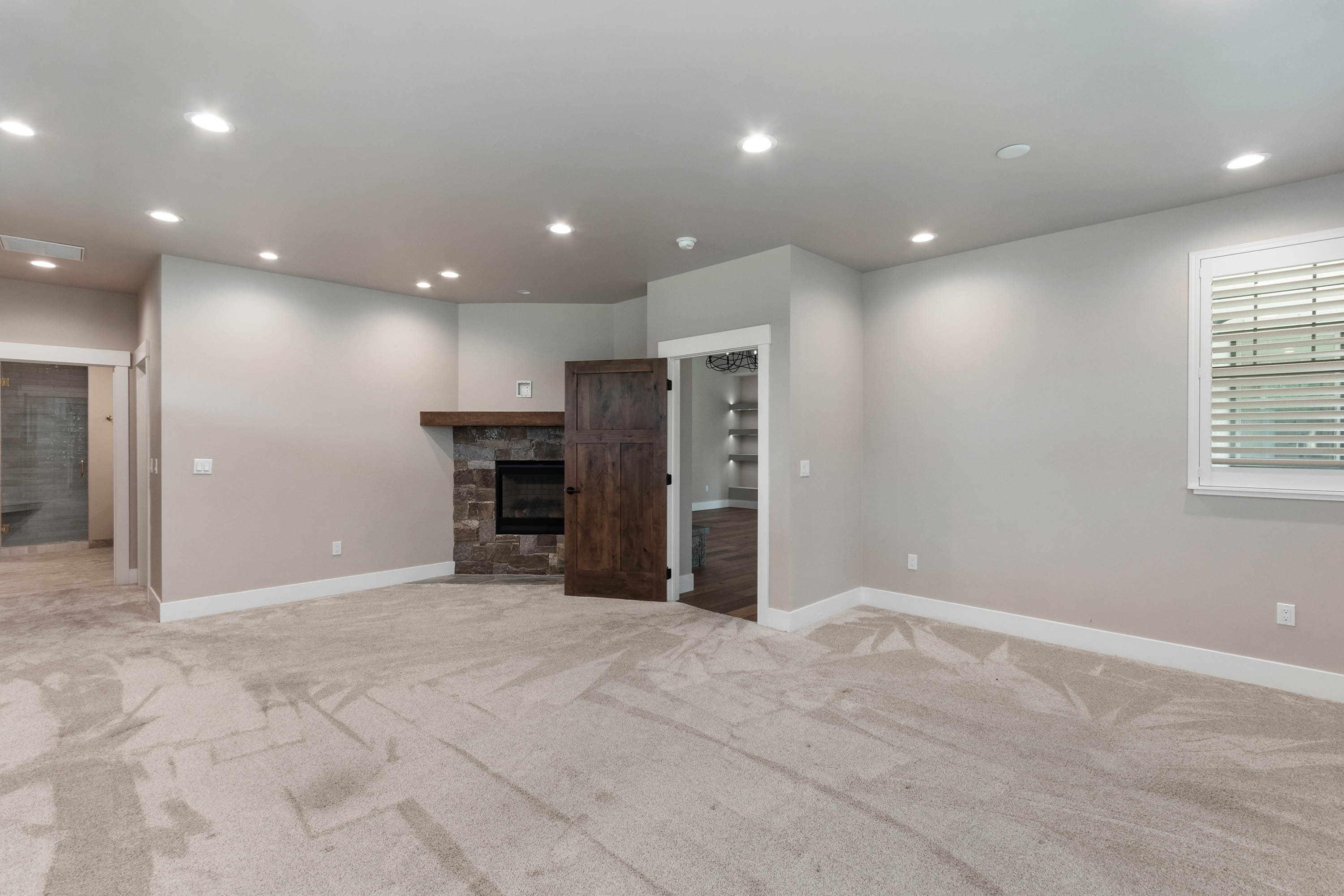 Dover, Idaho, 83825, United States, 3 Bedrooms Bedrooms, ,2 BathroomsBathrooms,Residential,For Sale,2032287