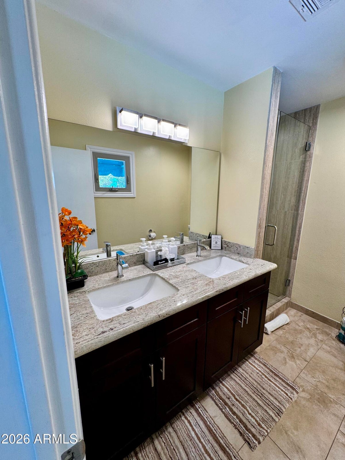 Scottsdale, Arizona, 85250, United States, 3 Bedrooms Bedrooms, ,2 BathroomsBathrooms,Residential,For Sale,2048831