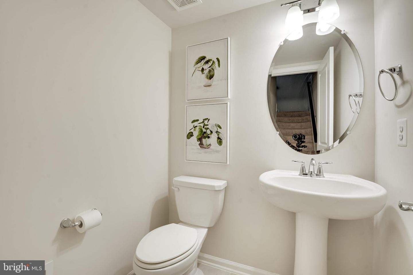 LAUREL, Maryland, 20724, United States, 3 Bedrooms Bedrooms, ,4 BathroomsBathrooms,Residential,For Sale,1924379