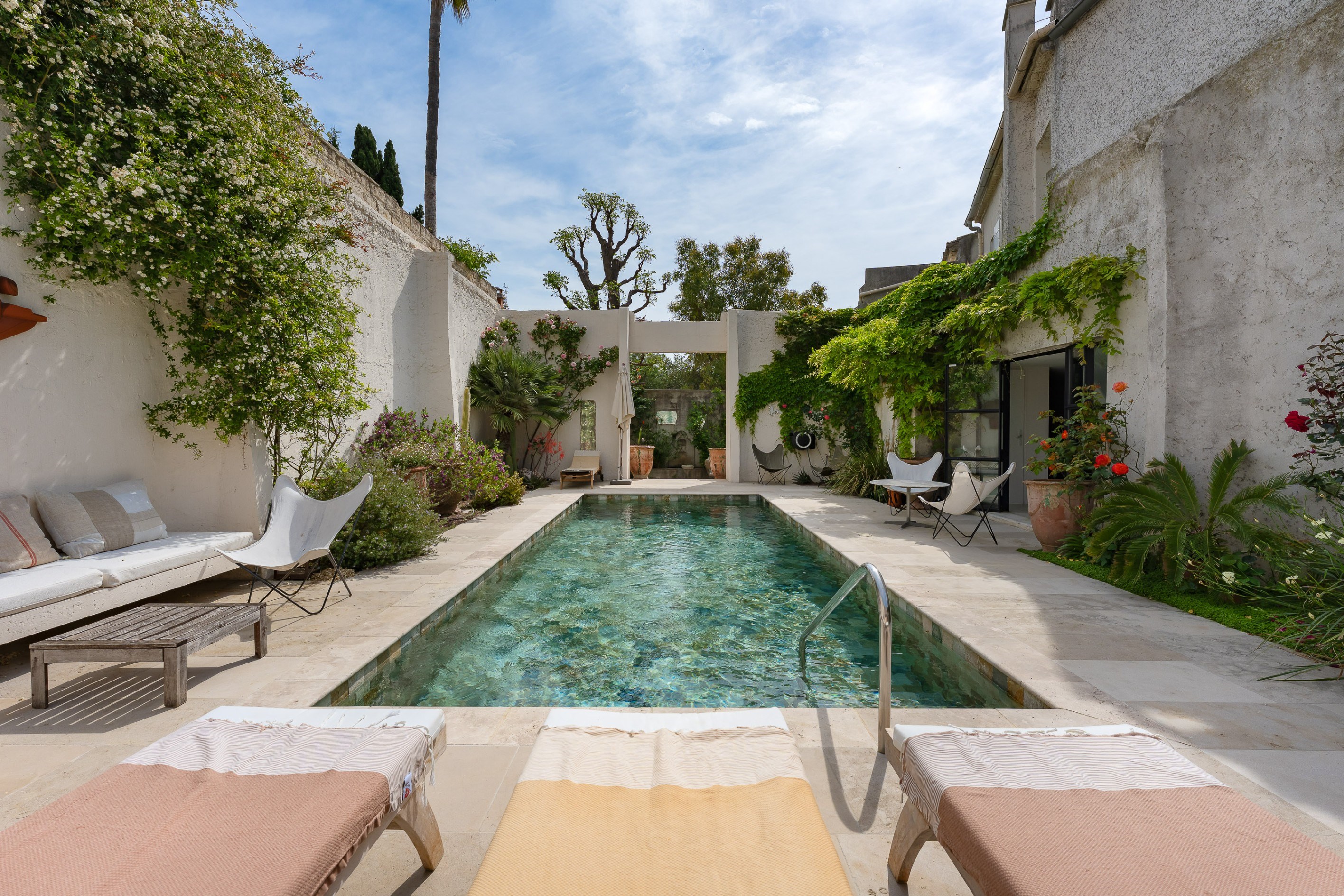  Discreet address – Elegance and serenity – 5 minutes from the beaches... - 物件實景