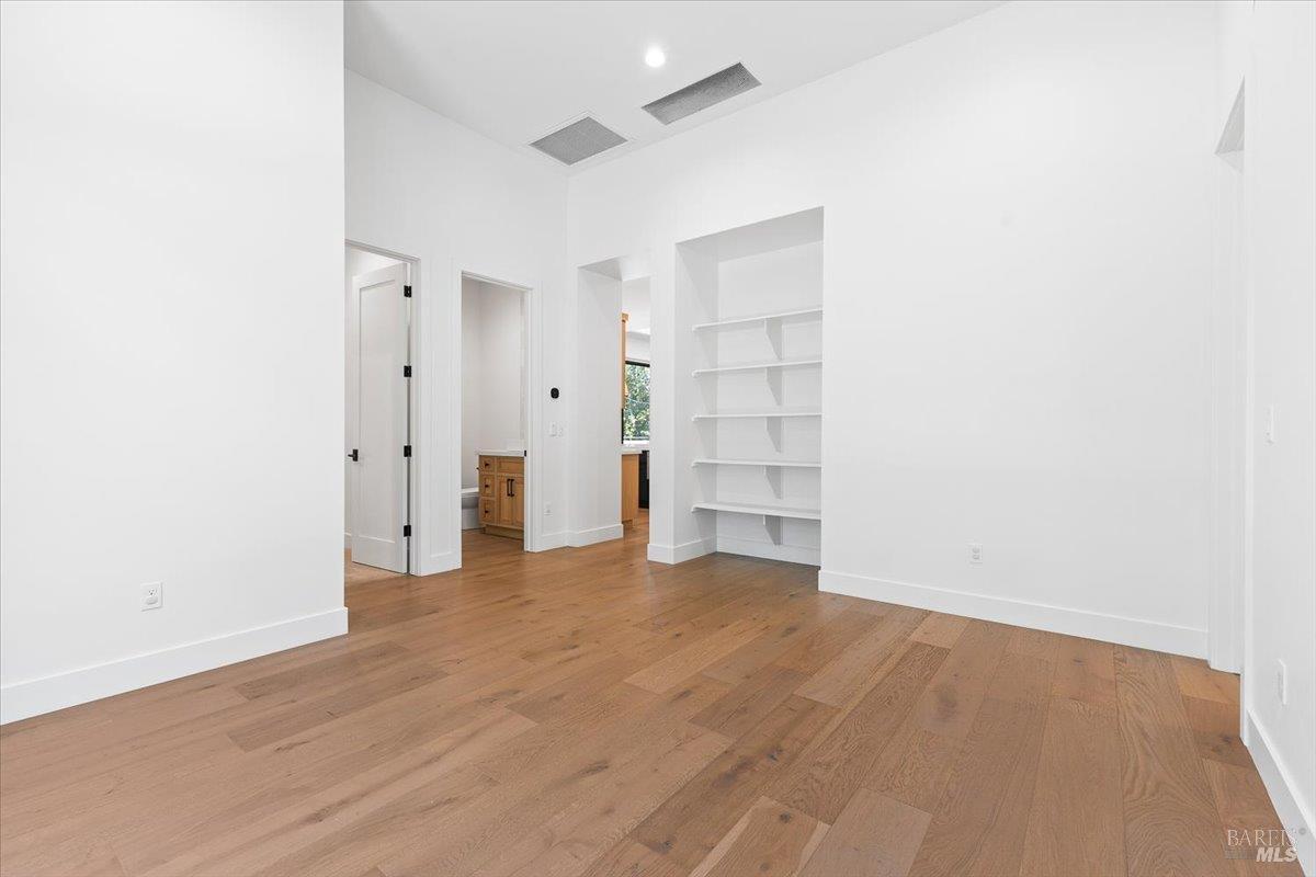 Santa Rosa, California, 95404, United States, 4 Bedrooms Bedrooms, ,4 BathroomsBathrooms,Residential,For Sale,1983418