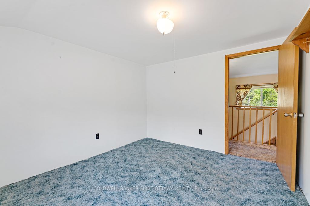 LANARK HIGHLANDS, Ontario, K0G 1K0, CA, 3 Bedrooms Bedrooms, ,Residential,For Sale,1947994
