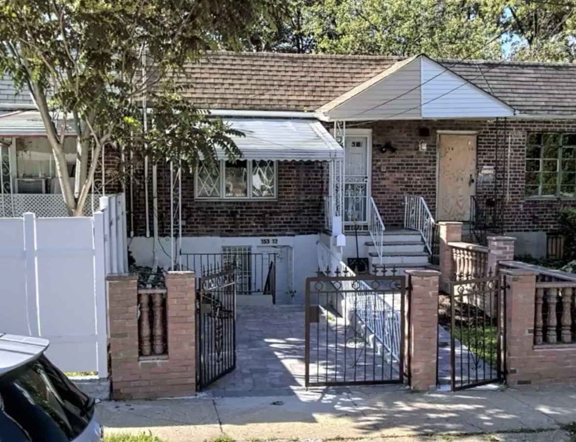 Jamaica, New York, 11433, United States, 3 Bedrooms Bedrooms, ,2 BathroomsBathrooms,Residential,For Sale,2005128