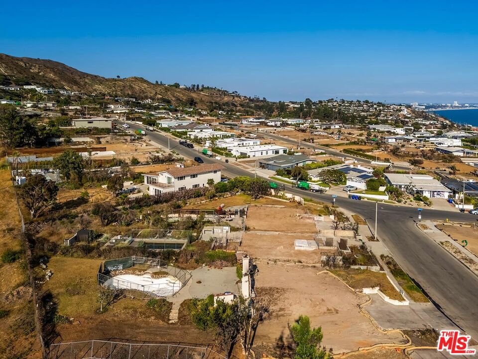 Malibu, California, 90265, United States, ,Land,For Sale,1901165