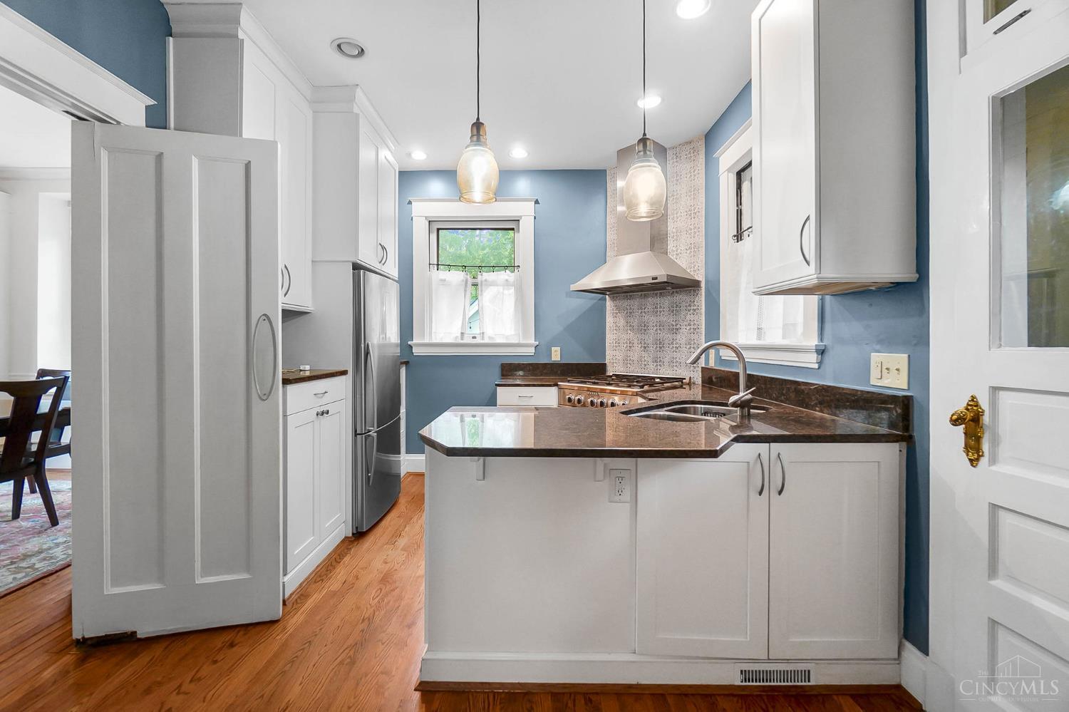 Cincinnati, Ohio, 45208, United States, 5 Bedrooms Bedrooms, ,5 BathroomsBathrooms,Residential,For Sale,1890144