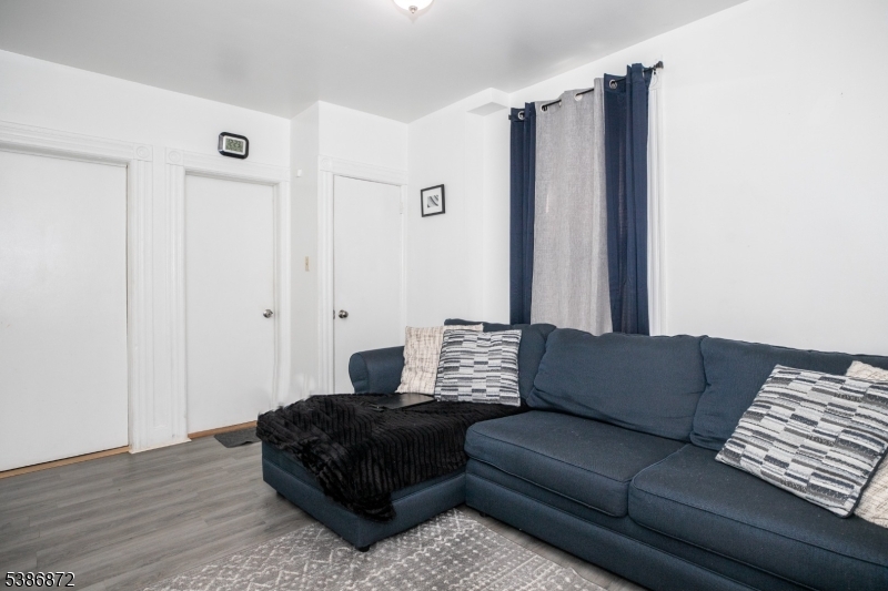 Hawthorne, New Jersey, 07506-3729, United States, 4 Bedrooms Bedrooms, ,Residential,For Sale,1979811