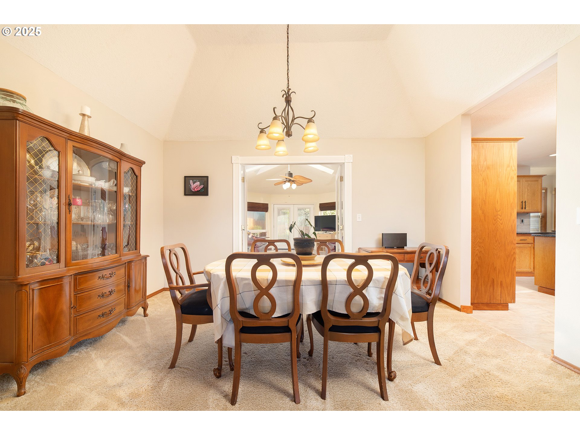 Clackamas, Oregon, 97015, United States, 3 Bedrooms Bedrooms, ,2 BathroomsBathrooms,Residential,For Sale,1868784