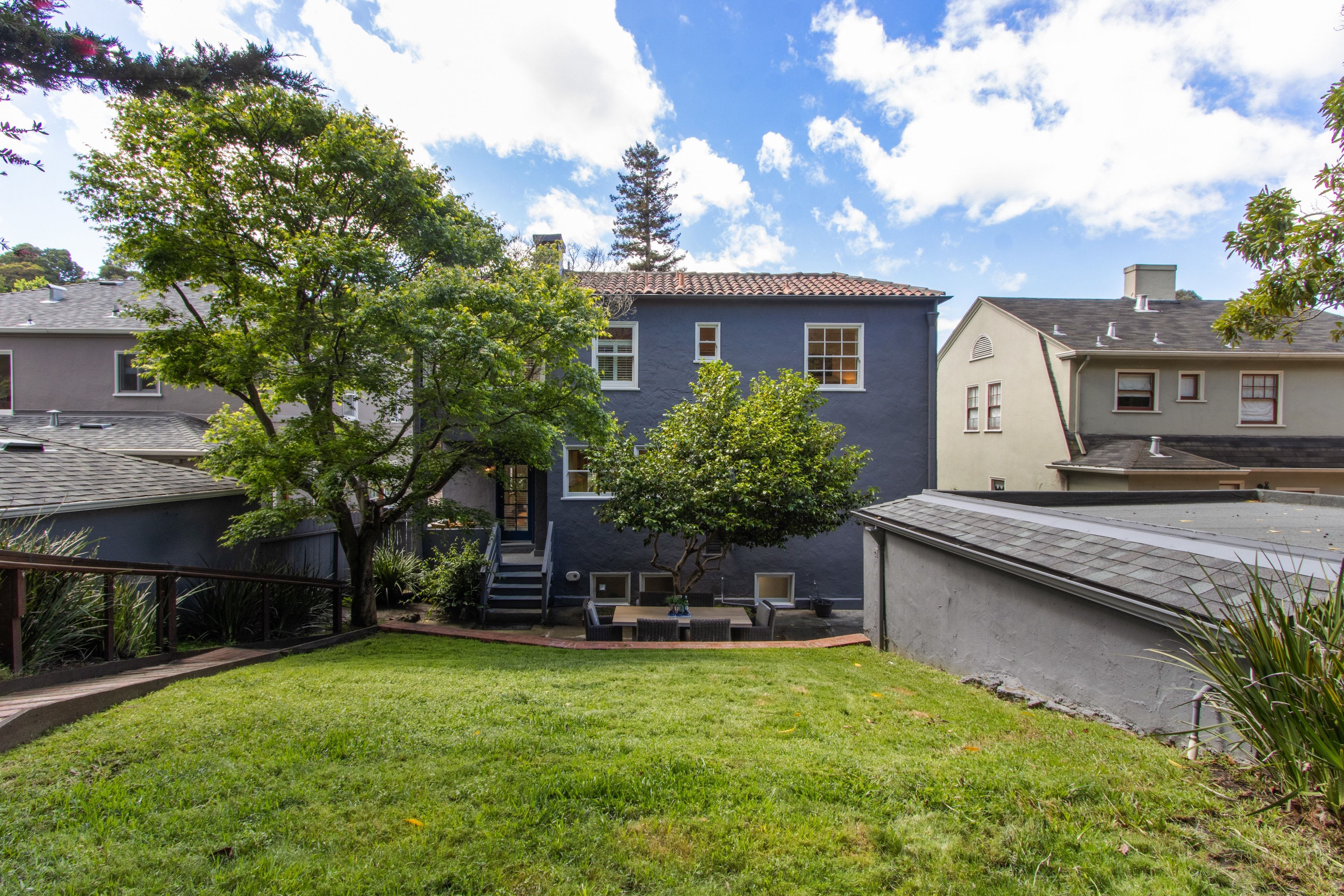  Classic Character Meets Modern Comfort in Crocker Highlands - 物件實景