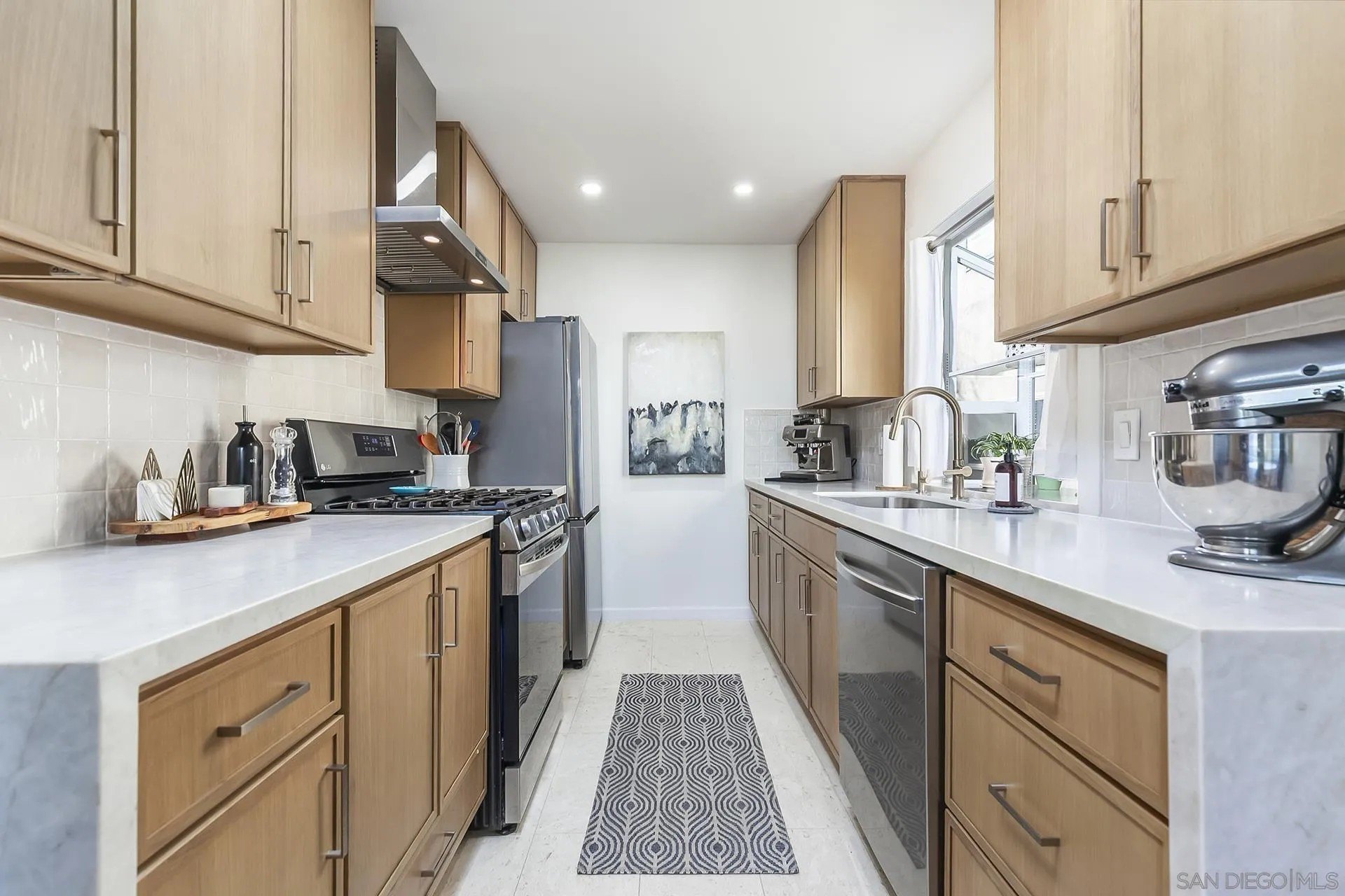 San Diego, California, 92110, United States, 1 Bedroom Bedrooms, ,1 BathroomBathrooms,Residential,For Sale,1999135